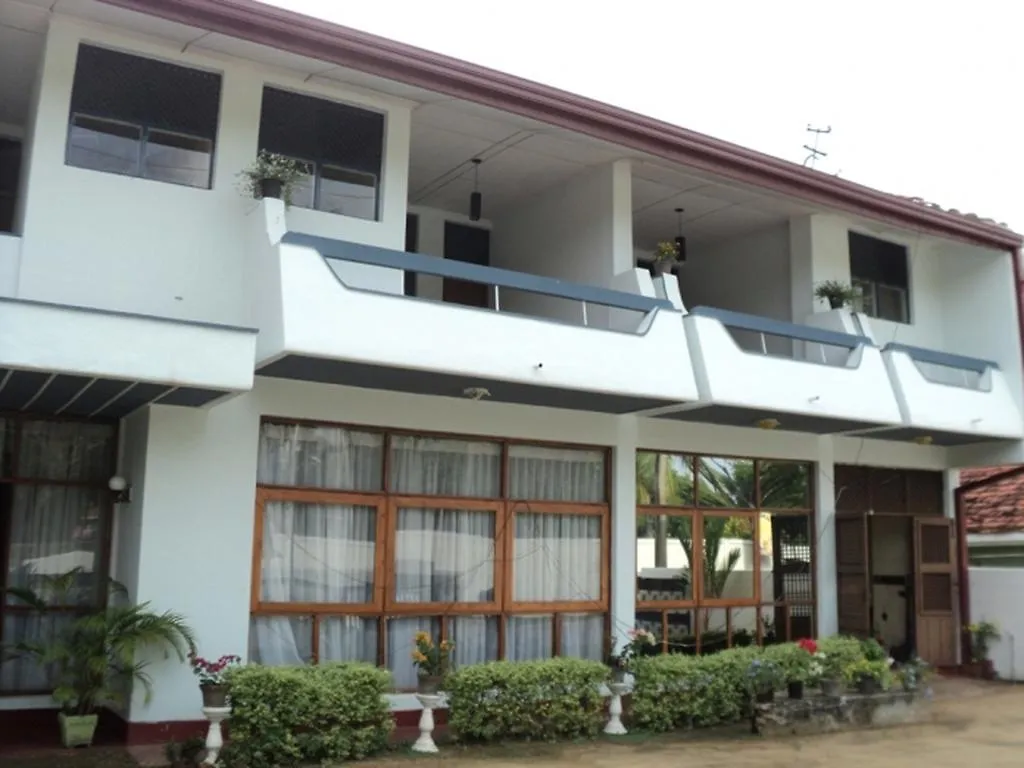 Blue Horizon Guest House Negombo 3*,  Sri Lanka