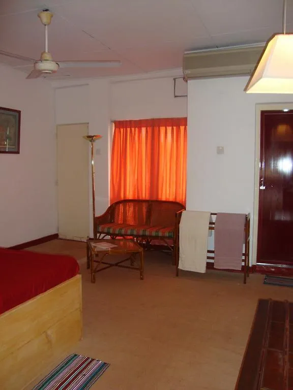 Blue Horizon Guest House Negombo